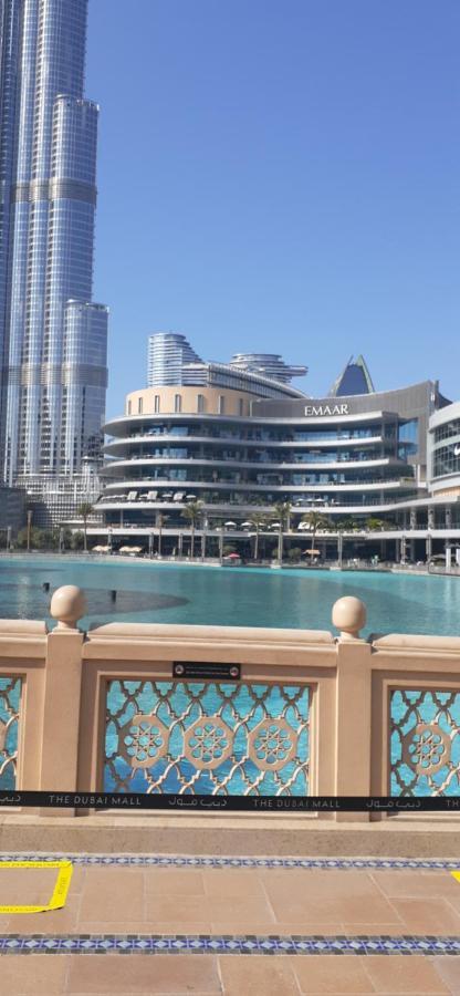 Corner House Hostel Dubai Exterior photo